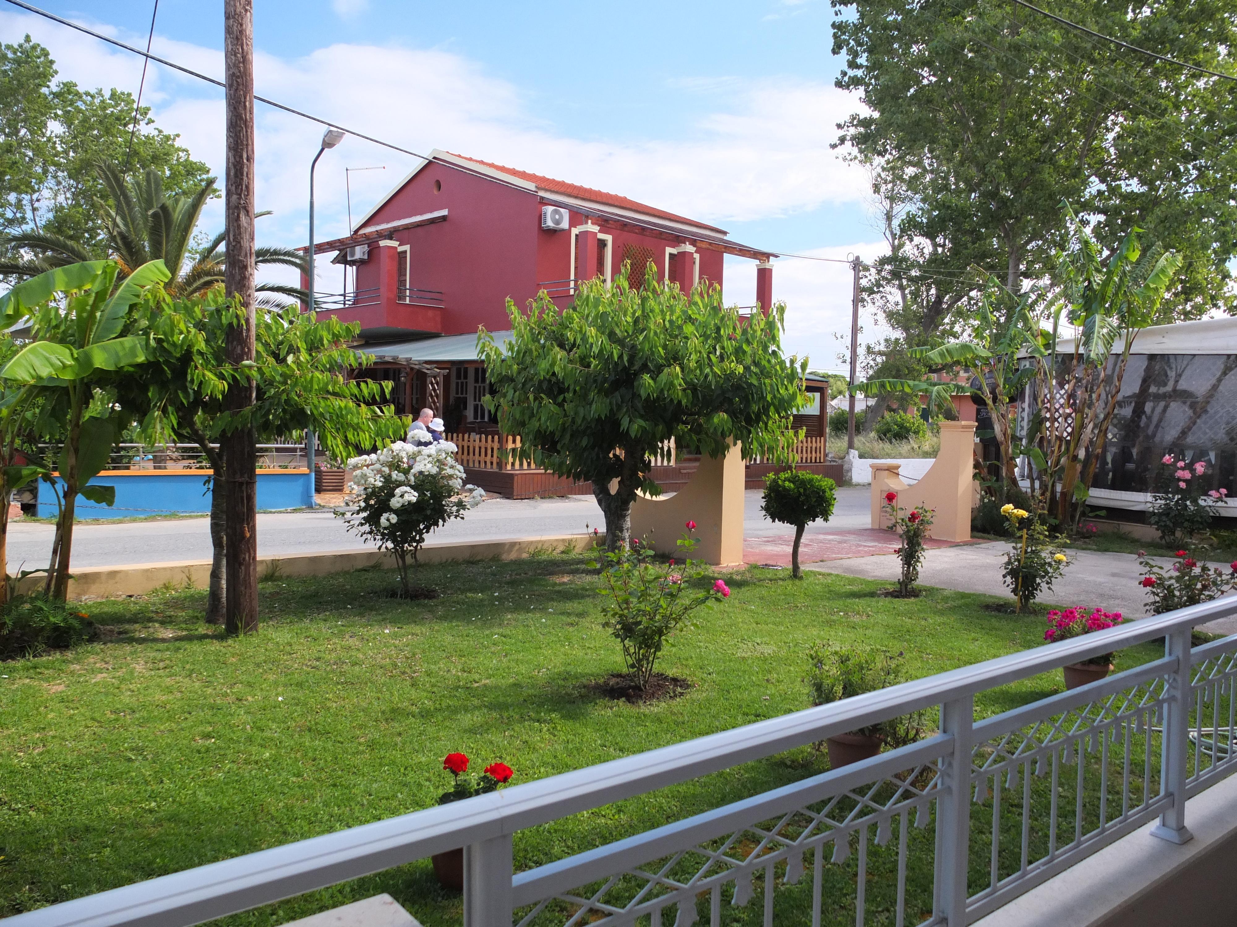 Toula'S Apartments Сідарі Екстер'єр фото