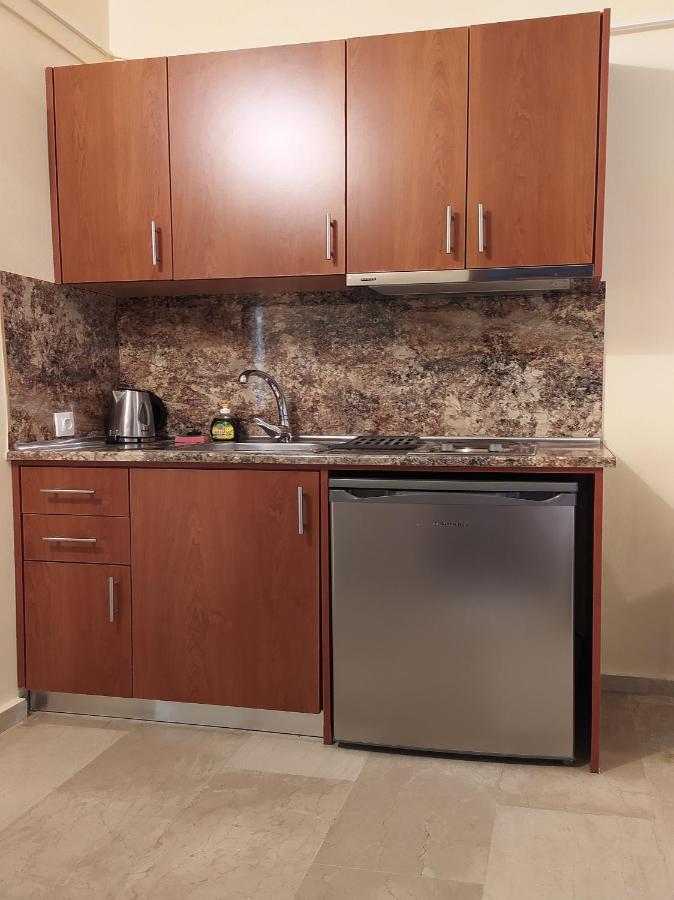 Toula'S Apartments Сідарі Екстер'єр фото