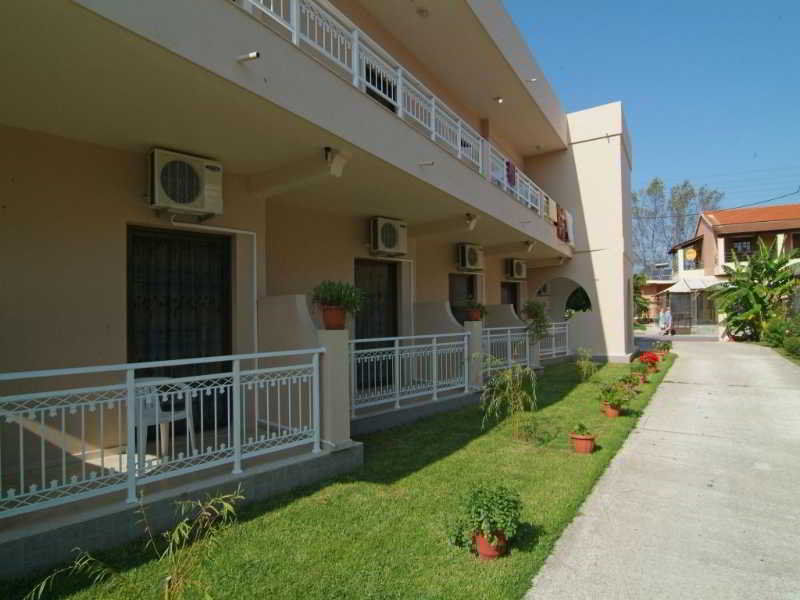 Toula'S Apartments Сідарі Екстер'єр фото